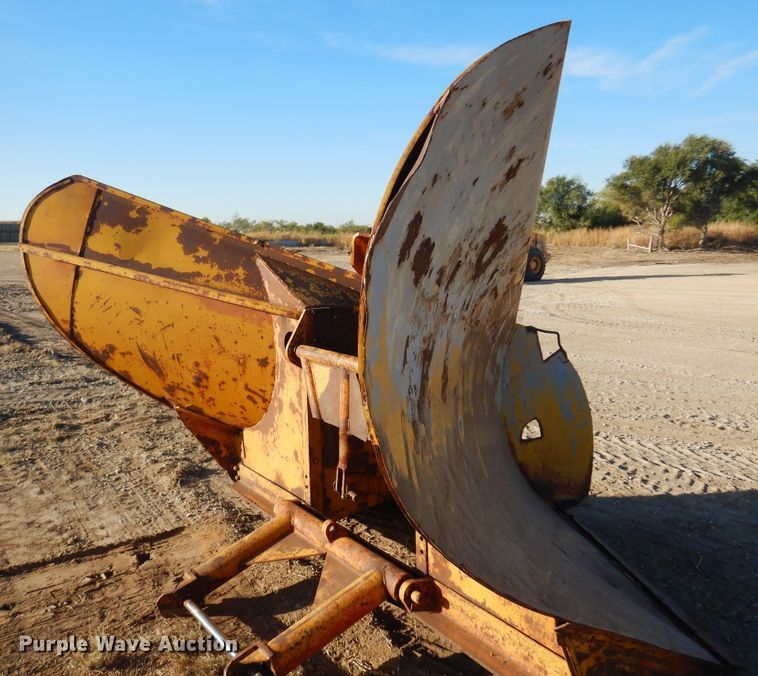 image for item KJ9158 10'W V-plow