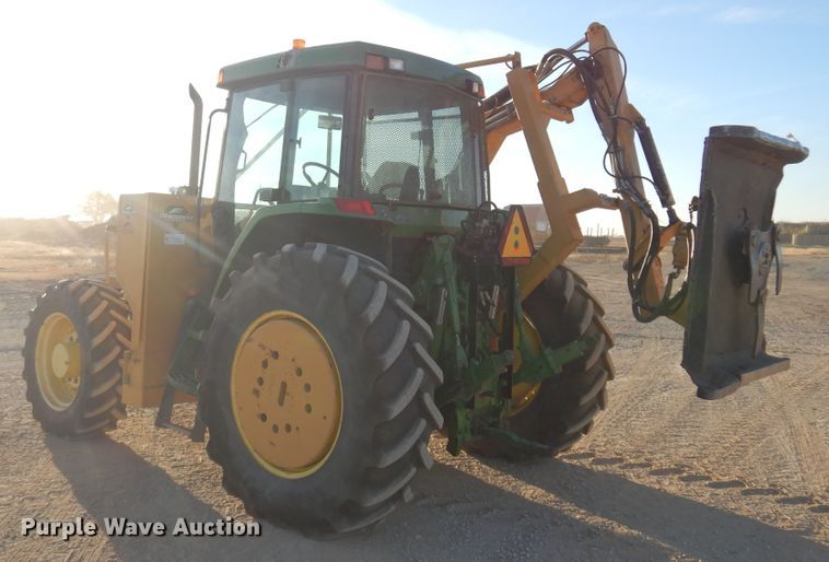 image for item KJ9159 2000 John Deere 7210  MFWD tractor