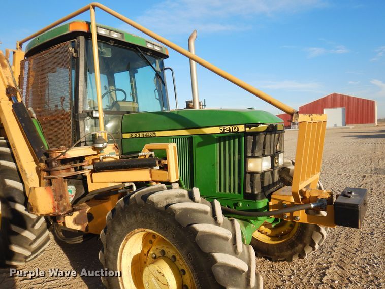 image for item KJ9159 2000 John Deere 7210  MFWD tractor