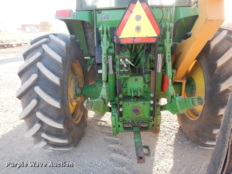 image for item KJ9159 2000 John Deere 7210  MFWD tractor