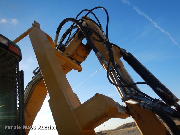 image for item KJ9159 2000 John Deere 7210  MFWD tractor