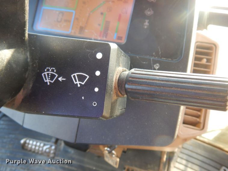 image for item KJ9159 2000 John Deere 7210  MFWD tractor