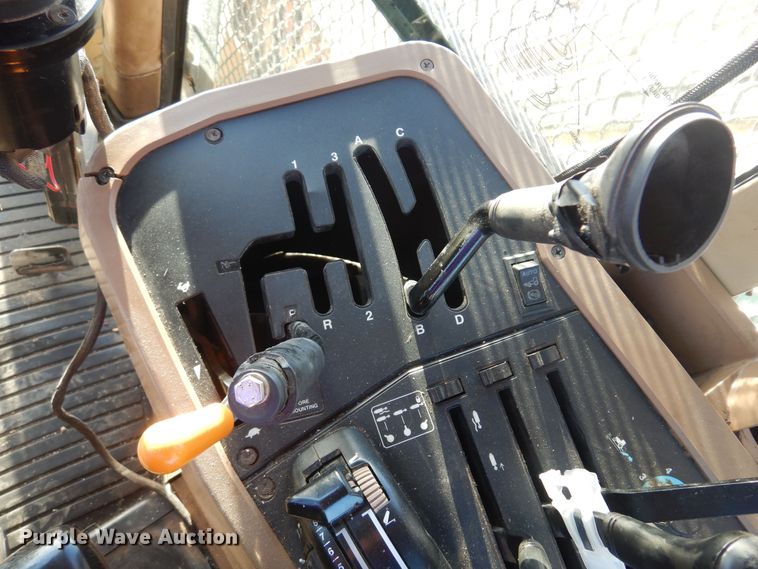 image for item KJ9159 2000 John Deere 7210  MFWD tractor