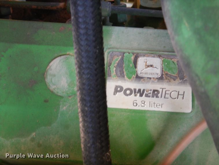 image for item KJ9159 2000 John Deere 7210  MFWD tractor