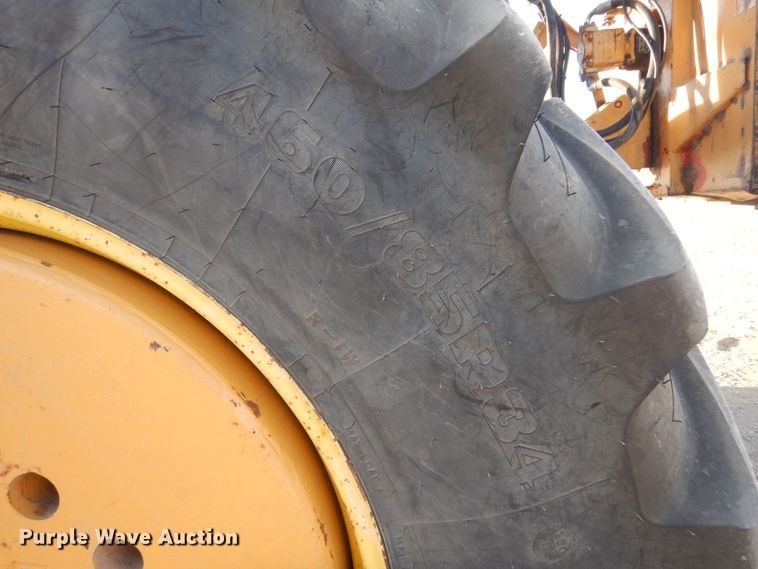 image for item KJ9159 2000 John Deere 7210  MFWD tractor