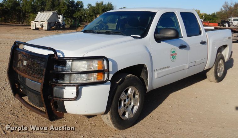 image for item KJ9162 2008 Chevrolet Silverado 1500  Crew Cab pickup truck
