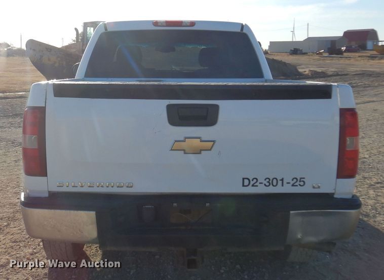 image for item KJ9162 2008 Chevrolet Silverado 1500  Crew Cab pickup truck