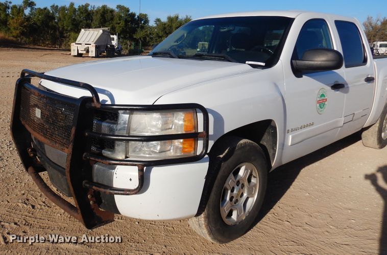 image for item KJ9162 2008 Chevrolet Silverado 1500  Crew Cab pickup truck