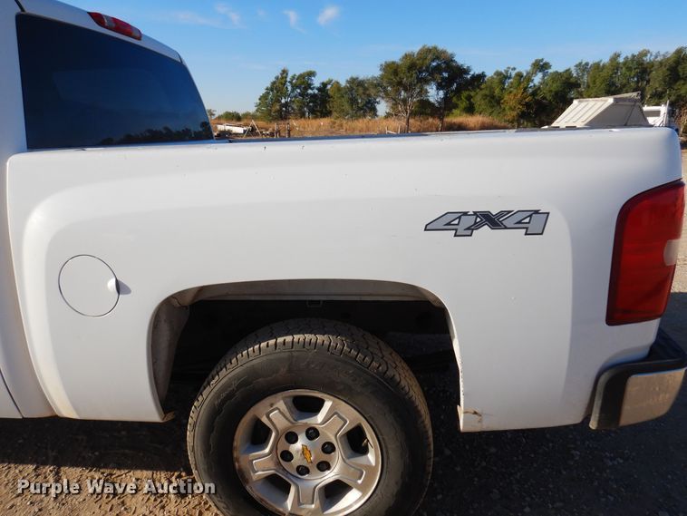 image for item KJ9162 2008 Chevrolet Silverado 1500  Crew Cab pickup truck