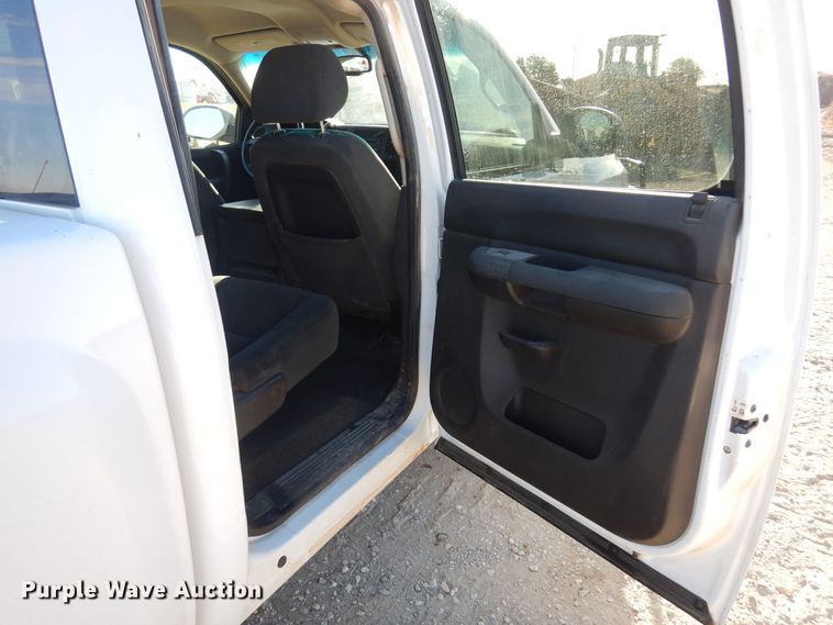 image for item KJ9162 2008 Chevrolet Silverado 1500  Crew Cab pickup truck