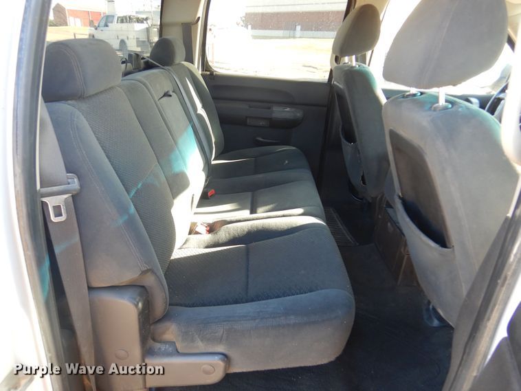 image for item KJ9162 2008 Chevrolet Silverado 1500  Crew Cab pickup truck