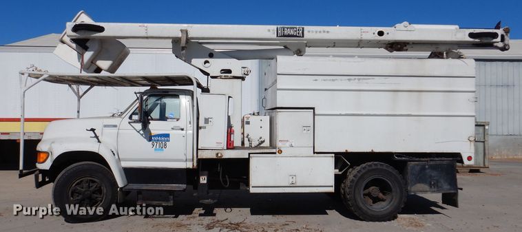 image for item KW9336 1997 Ford F800  forestry bucket truck