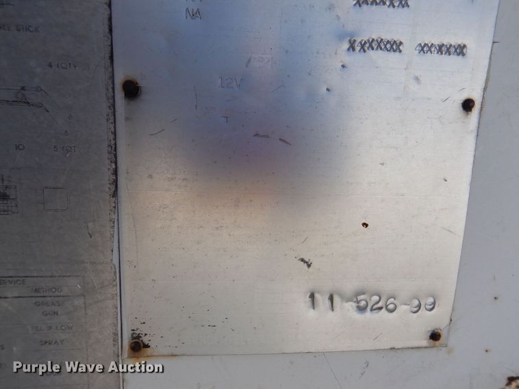 image for item KW9336 1997 Ford F800  forestry bucket truck