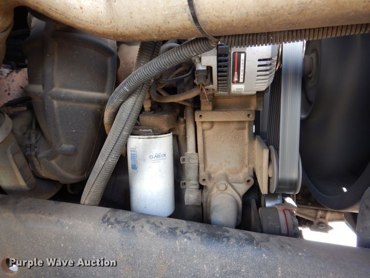 image for item KW9336 1997 Ford F800  forestry bucket truck