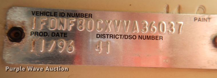 image for item KW9336 1997 Ford F800  forestry bucket truck