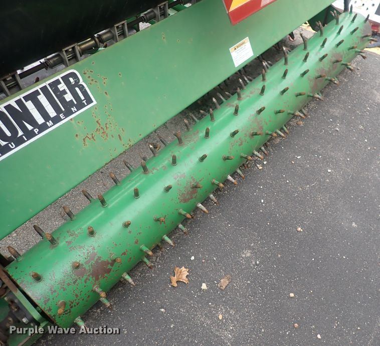 image for item LD9640 Frontier 0S1072M  seeder