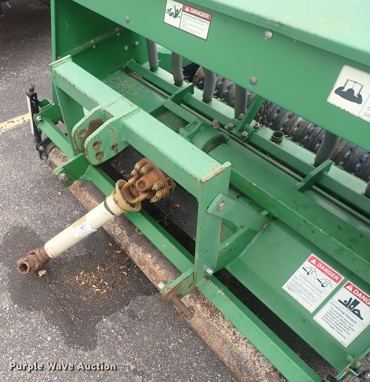 image for item LD9642 Frontier OS1058  overseeder