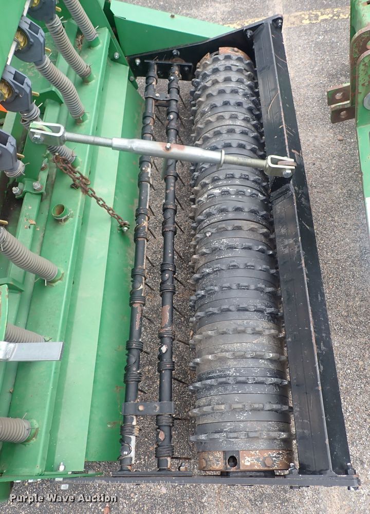 image for item LD9642 Frontier OS1058  overseeder