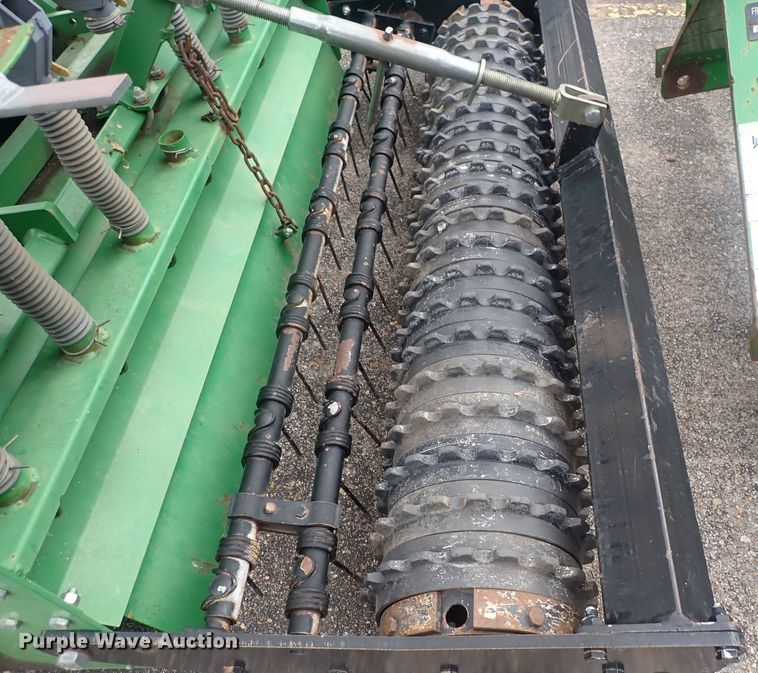 image for item LD9642 Frontier OS1058  overseeder