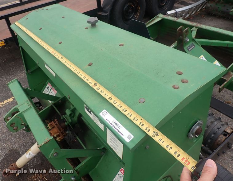 image for item LD9642 Frontier OS1058  overseeder