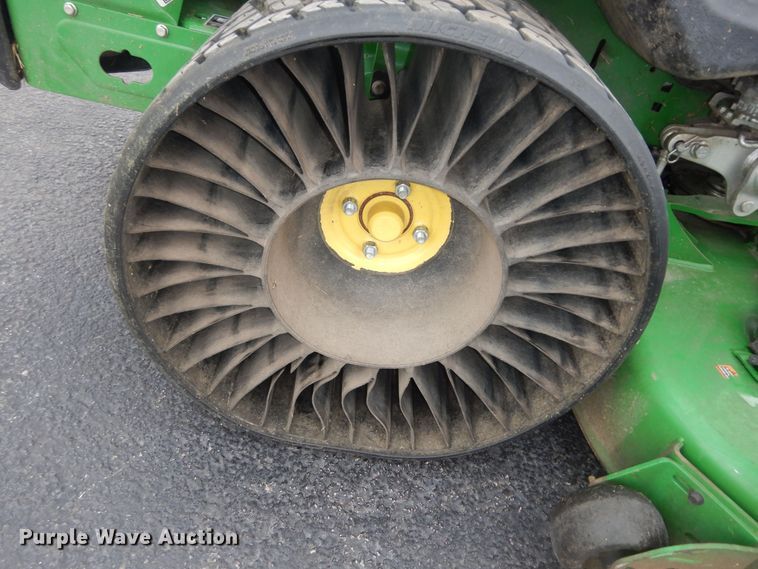 image for item LG9807 2017 John Deere Z970R  ZTR lawn mower