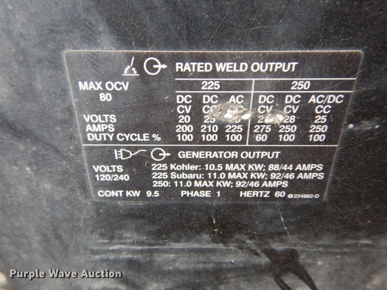 image for item LG9856 Miller Bobcat 225  welder/generator