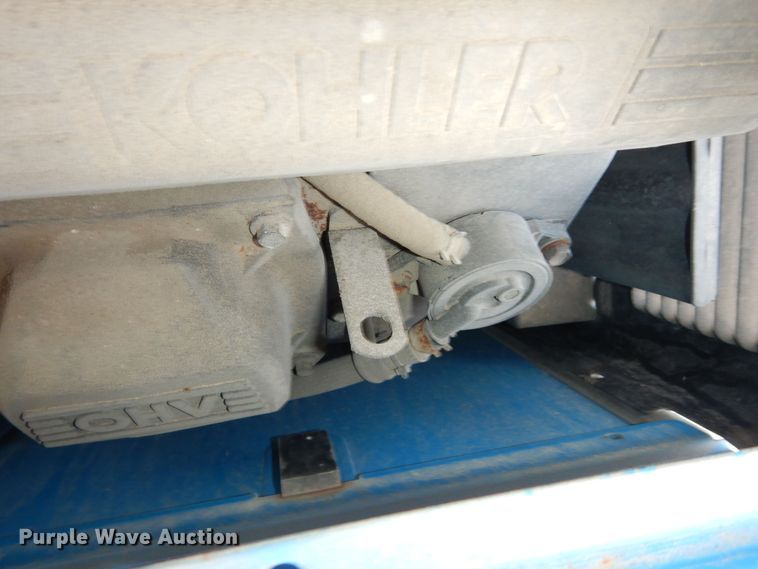 image for item LG9856 Miller Bobcat 225  welder/generator