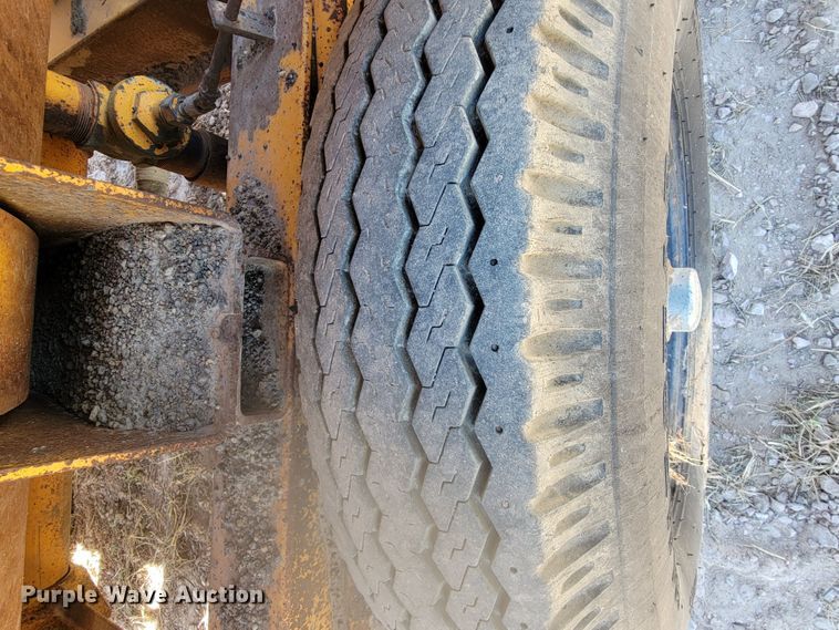 image for item LL9571 AMZ Cobra  pothole patcher