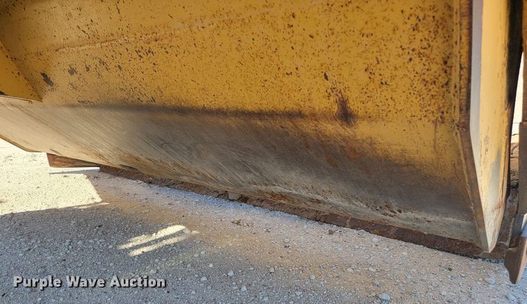 image for item LL9572 1979 Caterpillar 627B  conventional scraper