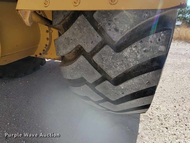 image for item LL9572 1979 Caterpillar 627B  conventional scraper