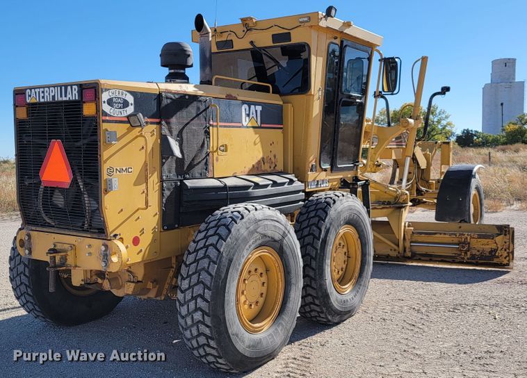 image for item LL9574 2007 Caterpillar 140H  motor grader