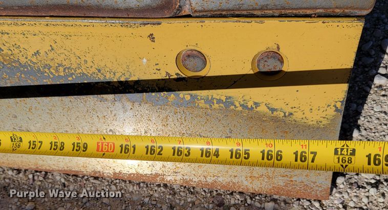 image for item LL9574 2007 Caterpillar 140H  motor grader