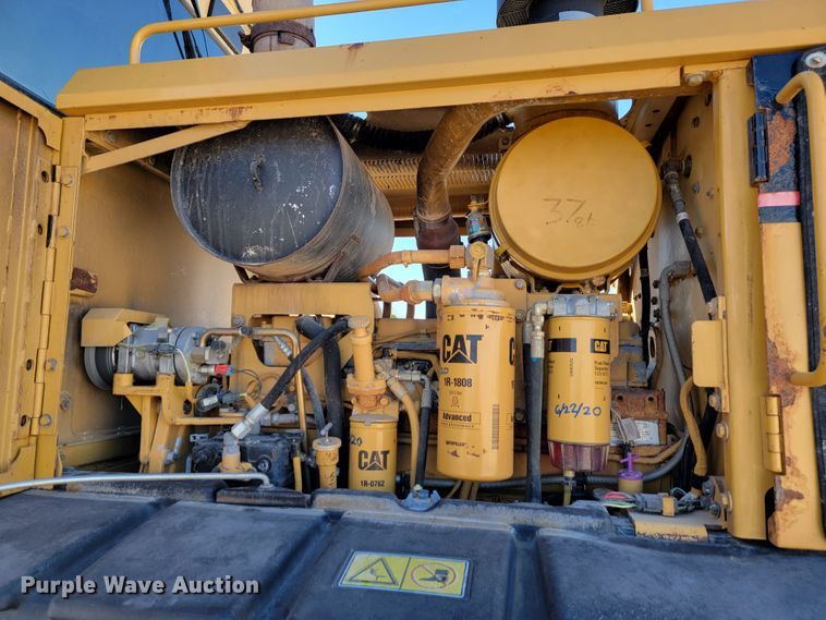 image for item LL9574 2007 Caterpillar 140H  motor grader