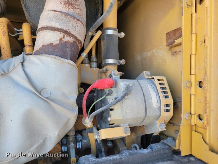 image for item LL9574 2007 Caterpillar 140H  motor grader