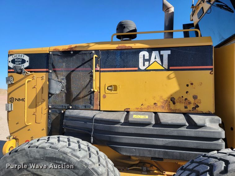 image for item LL9574 2007 Caterpillar 140H  motor grader