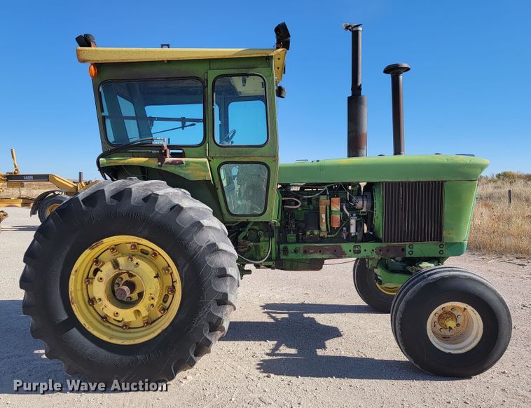 image for item LL9575 John Deere 4620  tractor