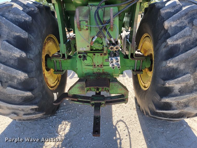 image for item LL9575 John Deere 4620  tractor