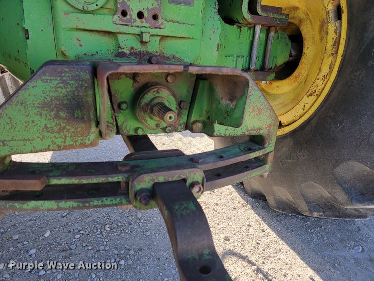 image for item LL9575 John Deere 4620  tractor