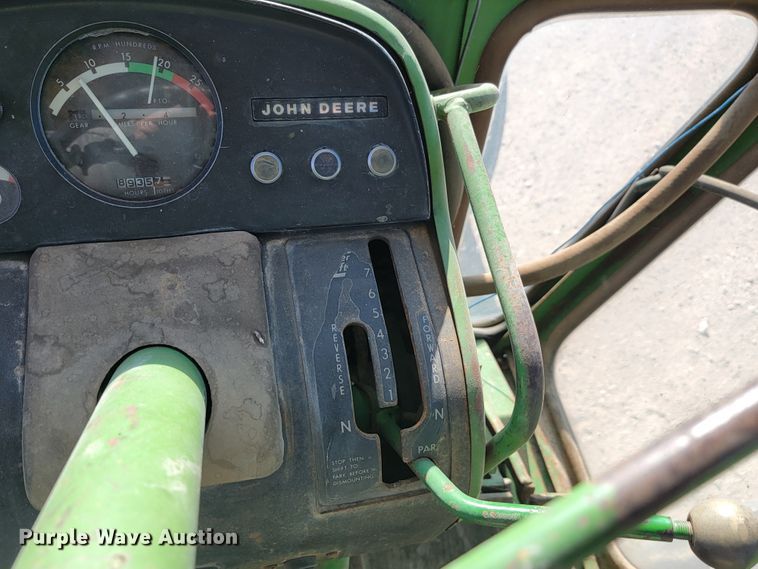 image for item LL9575 John Deere 4620  tractor