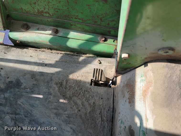 image for item LL9575 John Deere 4620  tractor