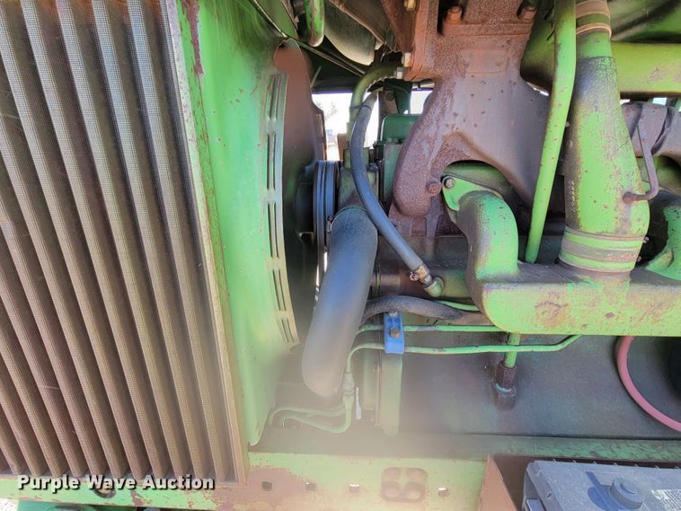 image for item LL9575 John Deere 4620  tractor