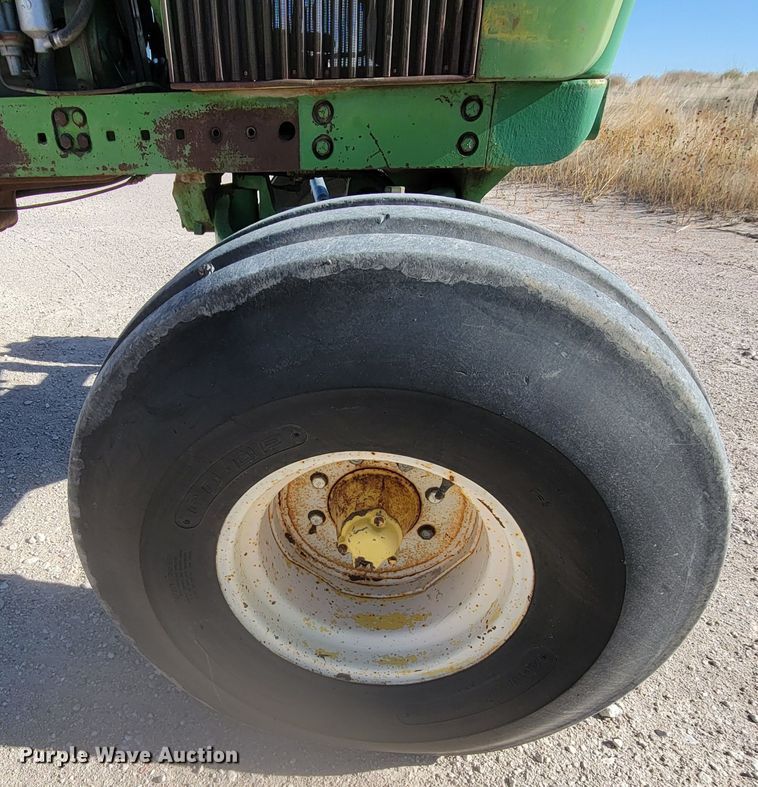 image for item LL9575 John Deere 4620  tractor