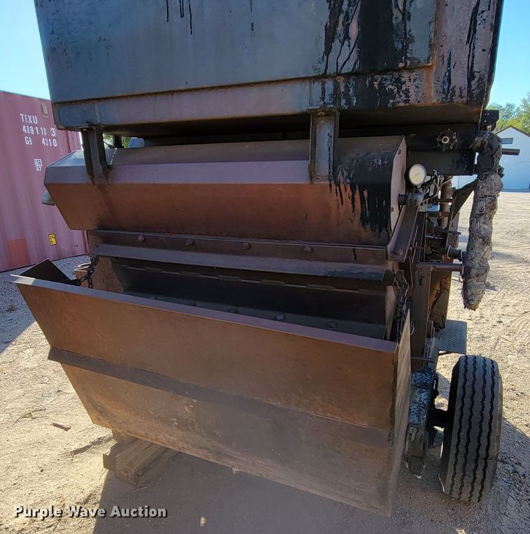 image for item LL9576 Asphalt Equipment Co.  asphalt hot box
