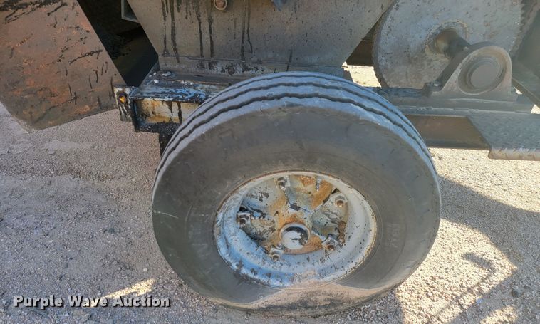 image for item LL9576 Asphalt Equipment Co.  asphalt hot box