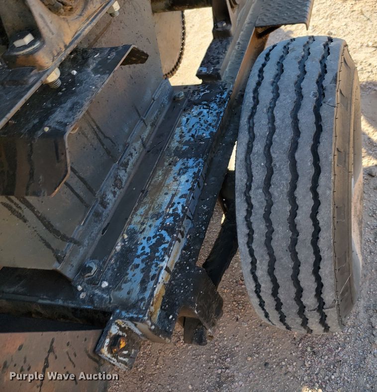 image for item LL9576 Asphalt Equipment Co.  asphalt hot box