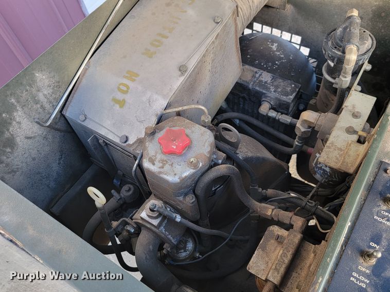 image for item LL9579 U.S. Compressor MC2A  air compressor