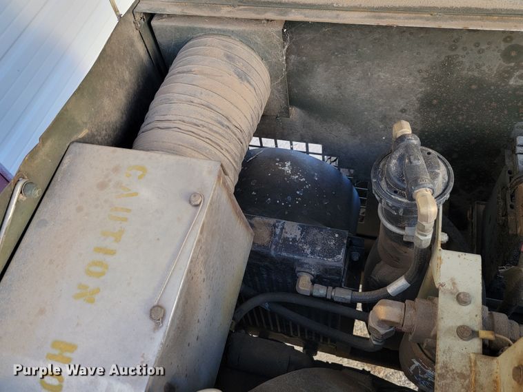 image for item LL9579 U.S. Compressor MC2A  air compressor