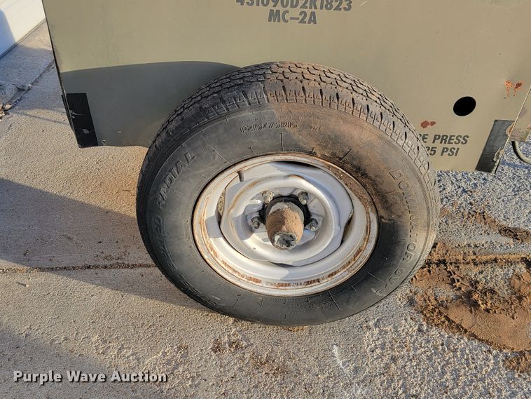 image for item LL9579 U.S. Compressor MC2A  air compressor