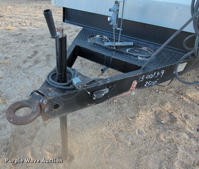 image for item LL9581 1997 Advanced Containment Systems DTD143  decontamination trailer