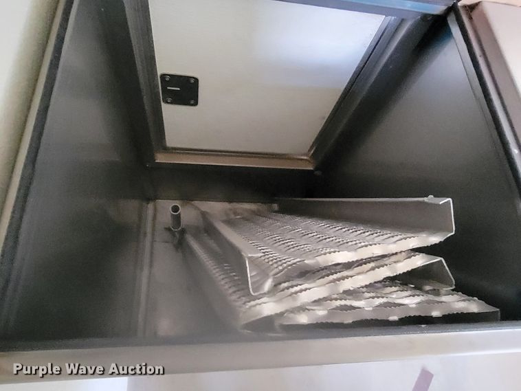 image for item LL9581 1997 Advanced Containment Systems DTD143  decontamination trailer